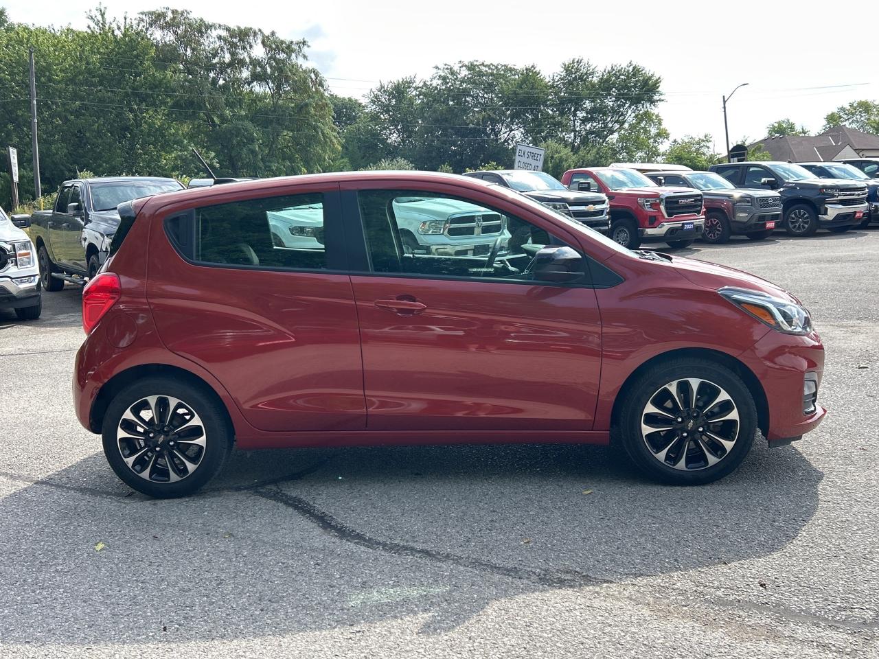 2021 Chevrolet Spark 1LT, ONLY 14 000 KMS, BACK UP CAMERA, SIRIUS RADIO Photo