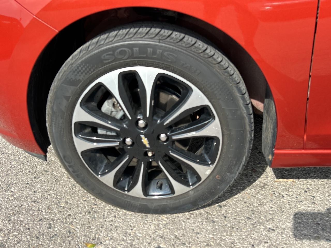 2021 Chevrolet Spark 1LT, ONLY 14 000 KMS, BACK UP CAMERA, SIRIUS RADIO Photo