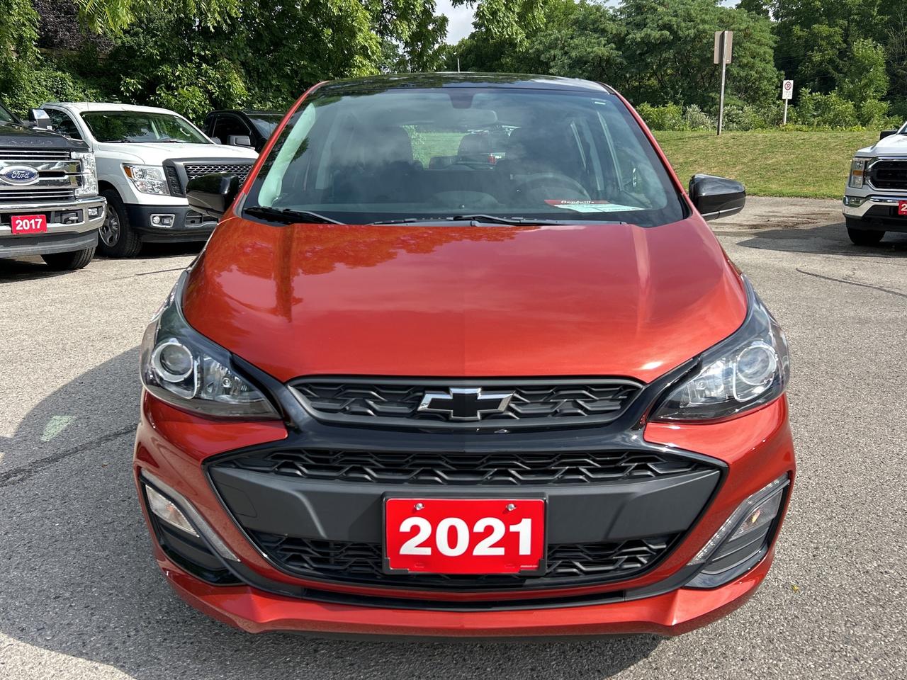 2021 Chevrolet Spark 1LT, ONLY 14 000 KMS, BACK UP CAMERA, SIRIUS RADIO Photo