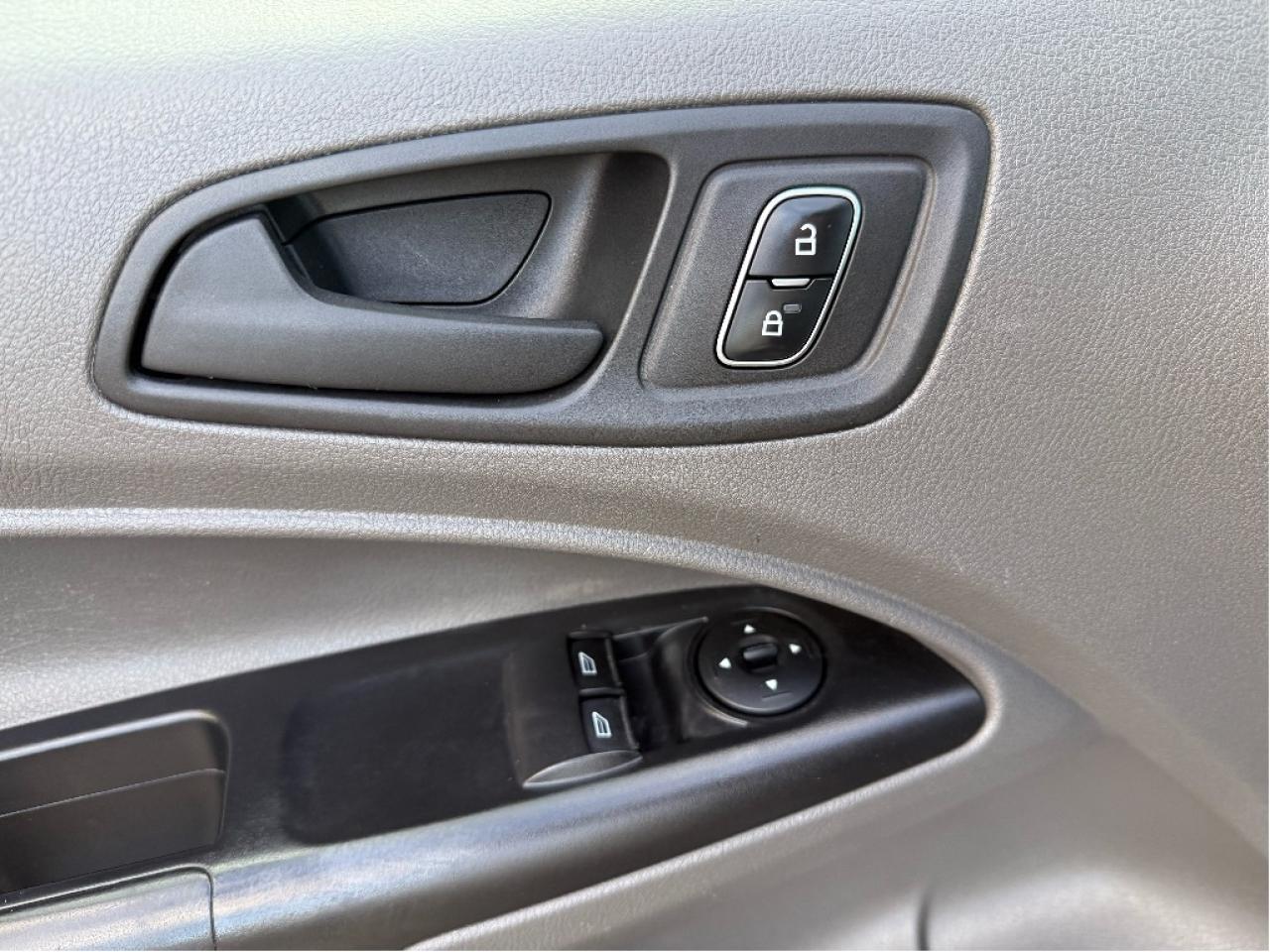 2022 Ford Transit Connect Divider Shelves Certified BackUpCam Bluetooth Photo