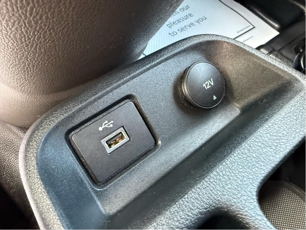 2022 Ford Transit Connect Divider Shelves Certified BackUpCam Bluetooth Photo