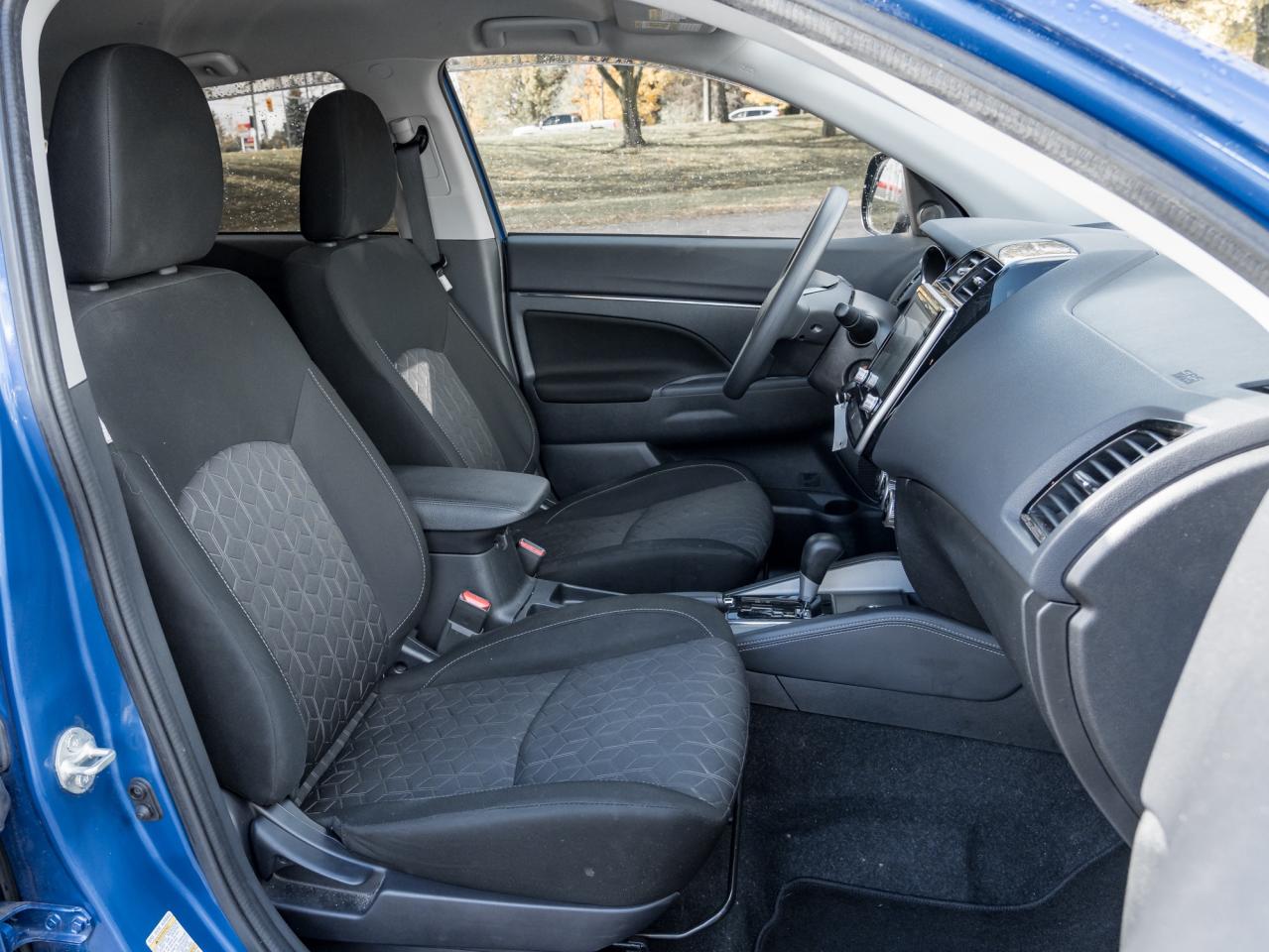 2024 Mitsubishi RVR ES AWC   CPO FINANCE RATES FOR AS LOW AS 0.90% Photo