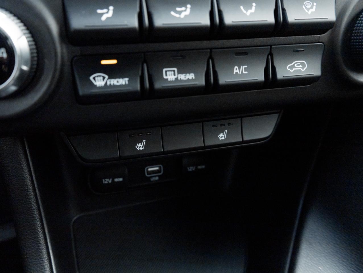 2022 Kia Sportage LX Nightsky Edition   TRADE IN  2 SETS OF WHEELS Photo