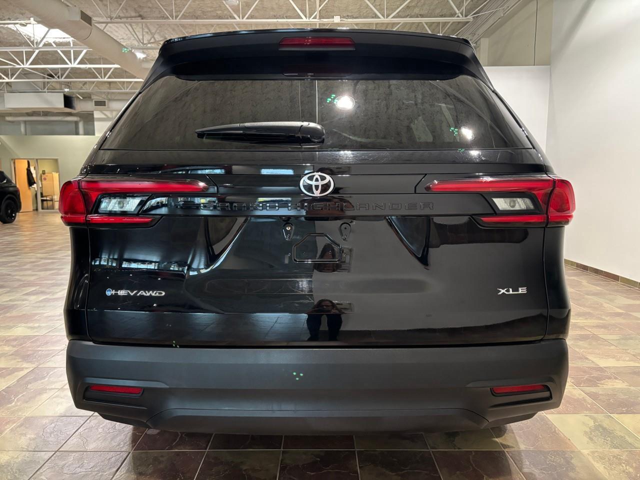 2025 Toyota Grand Highlander XLE Photo