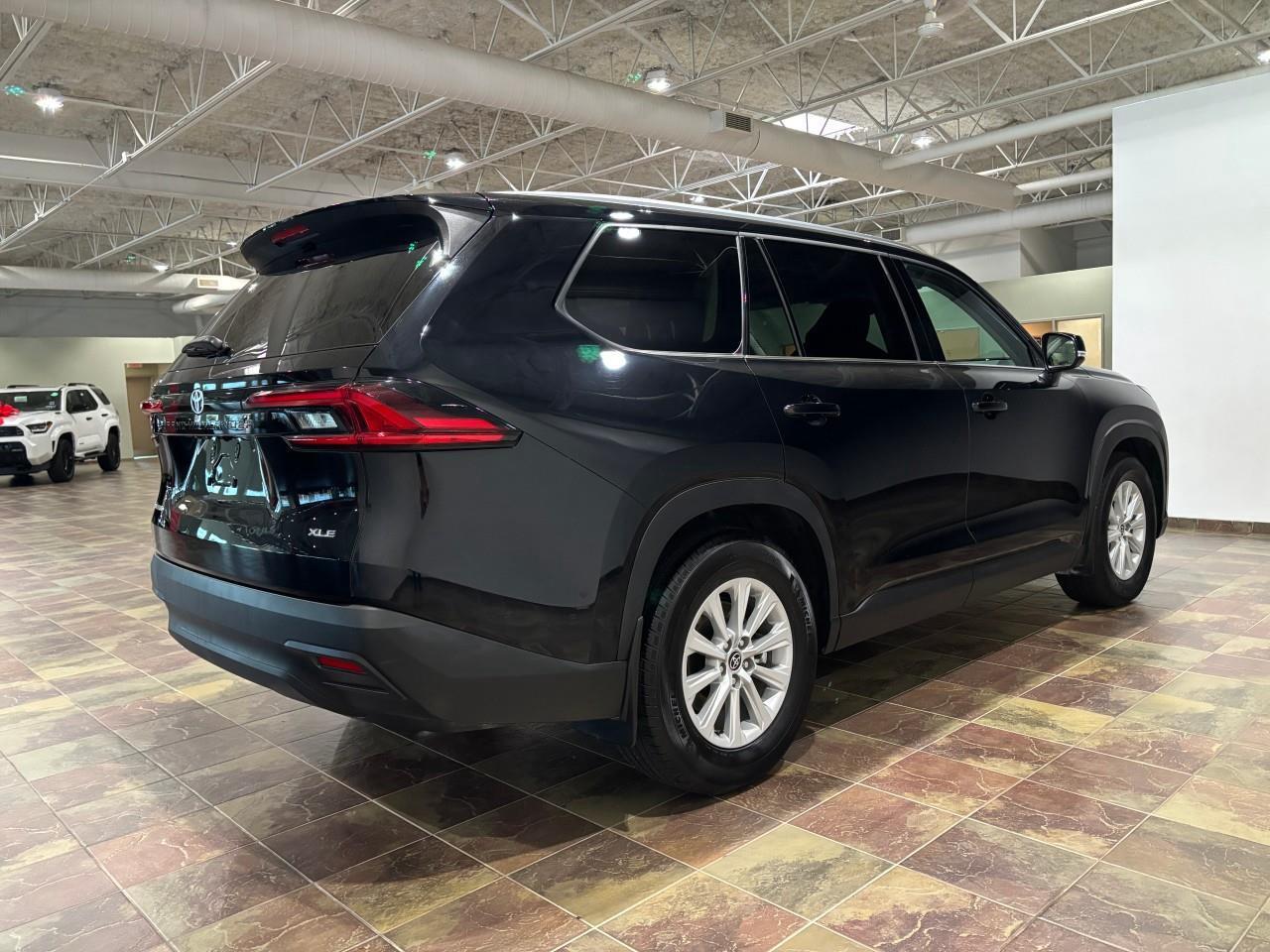 2025 Toyota Grand Highlander XLE Photo