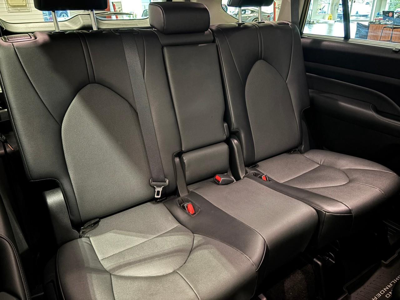 2025 Toyota Grand Highlander XLE Photo