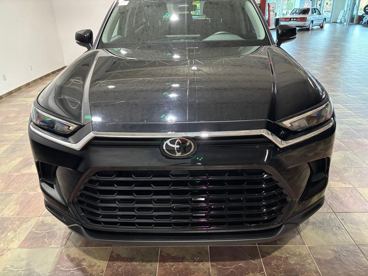2025 Toyota Grand Highlander XLE Photo