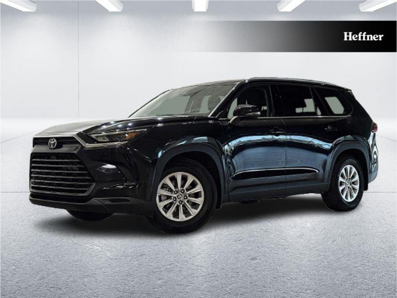 2025 Toyota Grand Highlander XLE Photo0