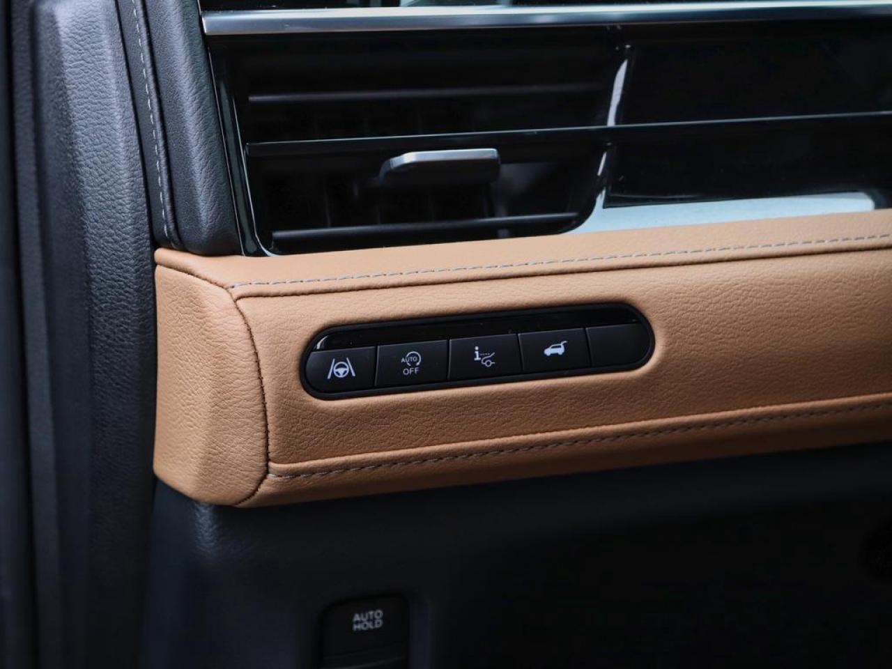 2025 Infiniti QX80 SENSORY  - Massage Seats -  HUD Photo