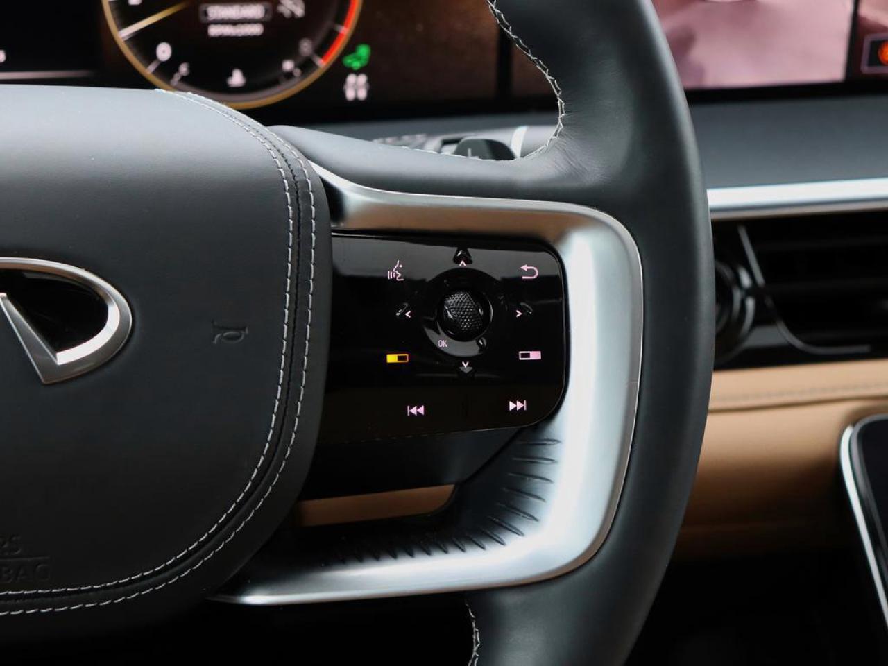 2025 Infiniti QX80 SENSORY  - Massage Seats -  HUD Photo