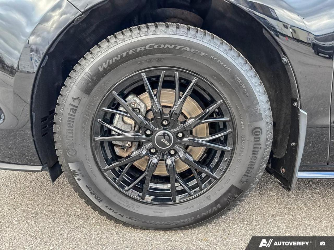 2022 Toyota Sienna LE 8-Passenger AWD   HYBRID   1 OWNR   SNOW TIRES Photo