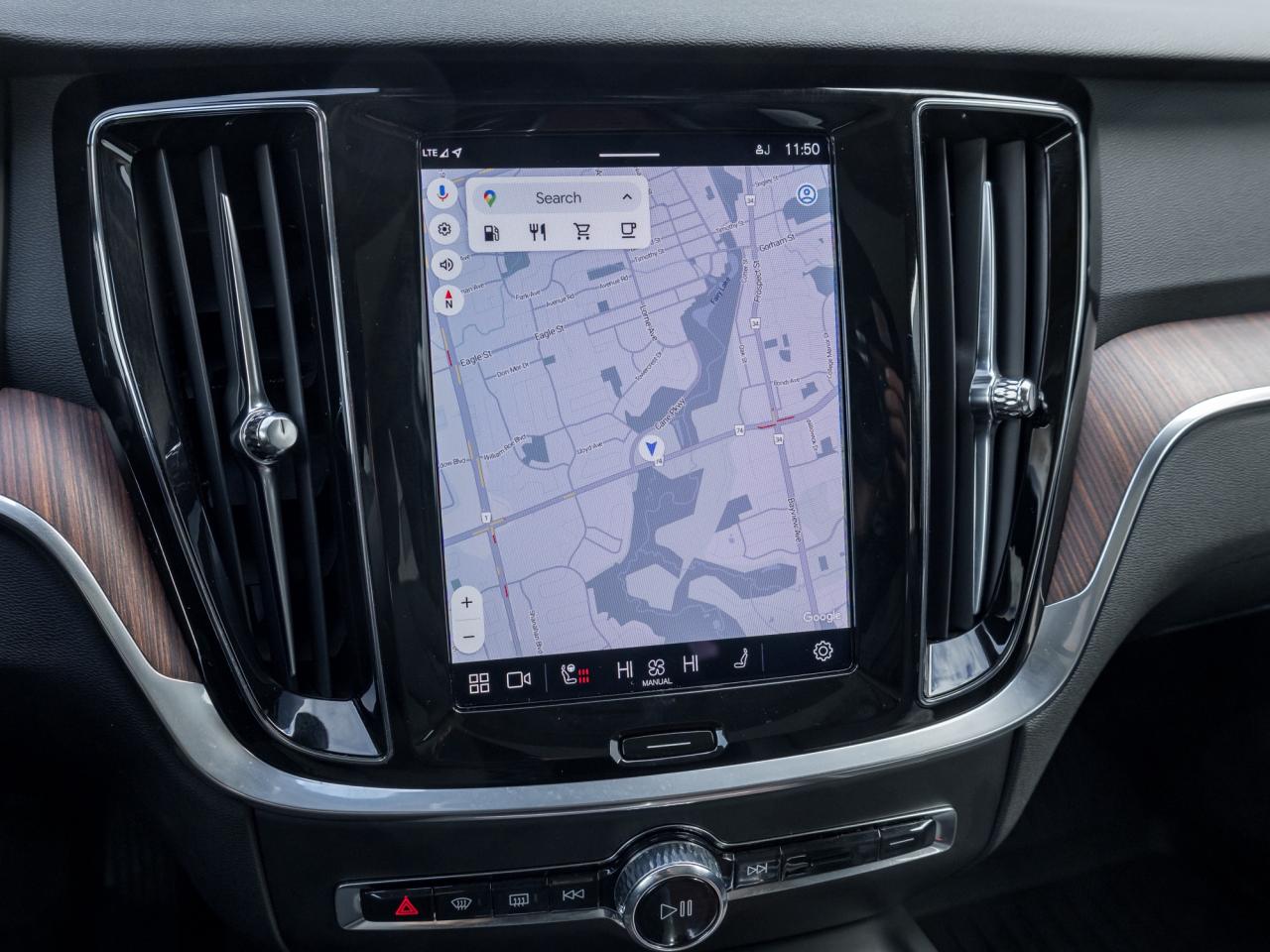 2025 Volvo V60 Cross Country B5 AWD Core  STATION WAGON  VOLVO CPO Photo