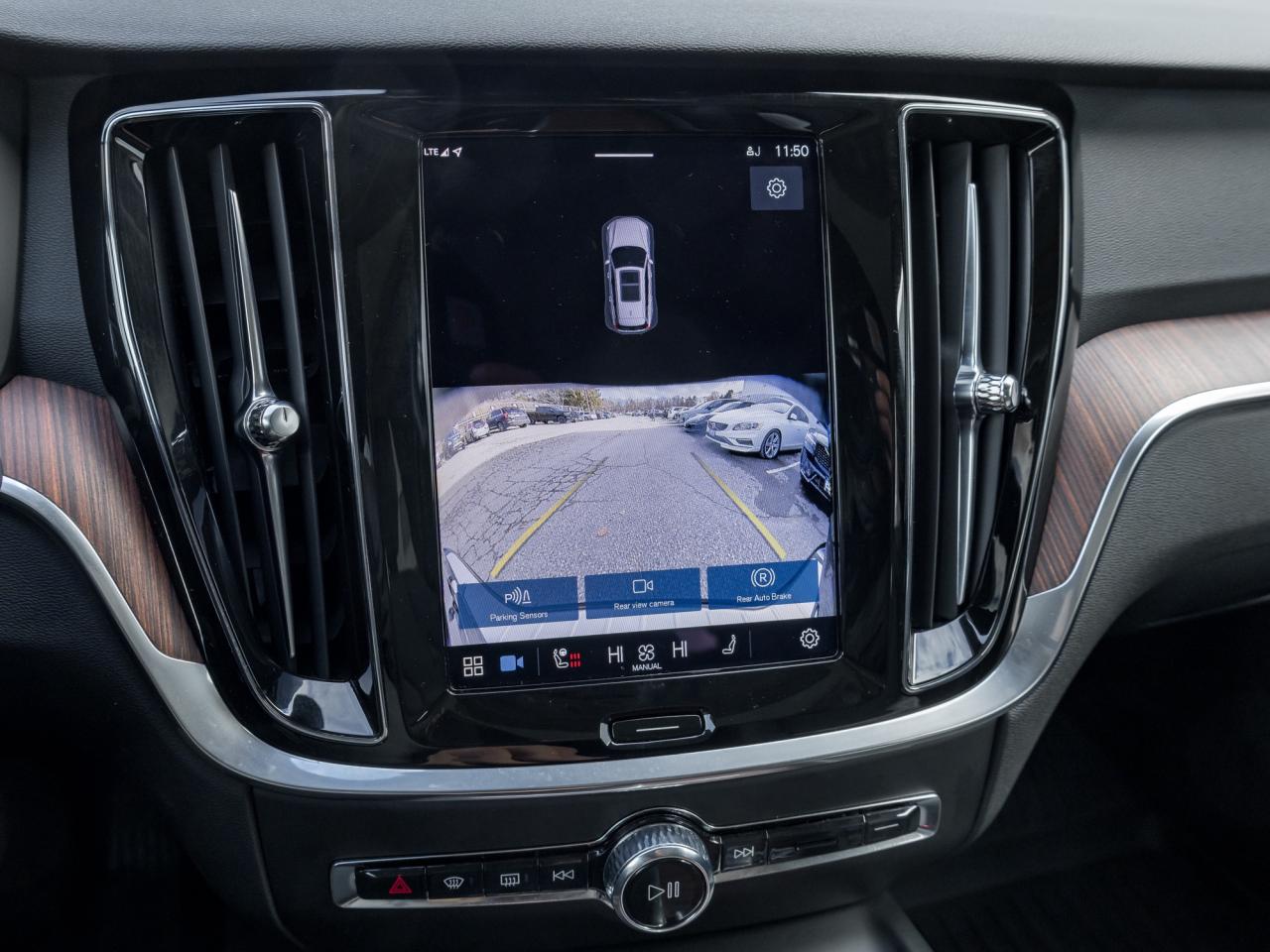 2025 Volvo V60 Cross Country B5 AWD Core  STATION WAGON  VOLVO CPO Photo