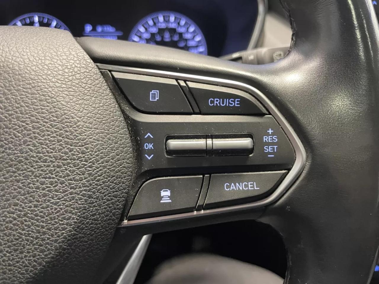 2020 Hyundai Santa Fe Preferred HTD SEATS, HTD WHEEL, ALLOYS, CARPLAY AV Photo