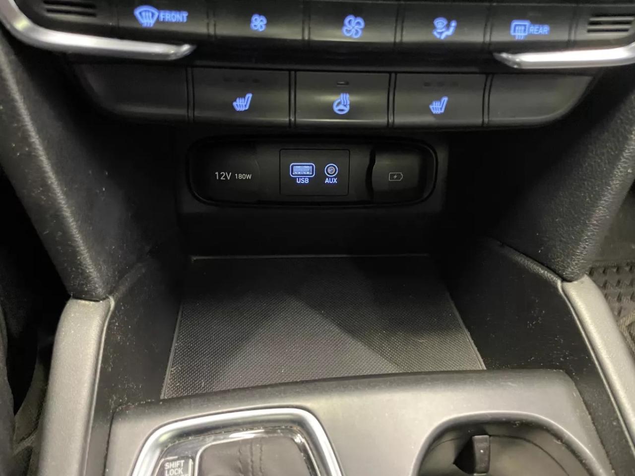 2020 Hyundai Santa Fe Preferred HTD SEATS, HTD WHEEL, ALLOYS, CARPLAY AV Photo