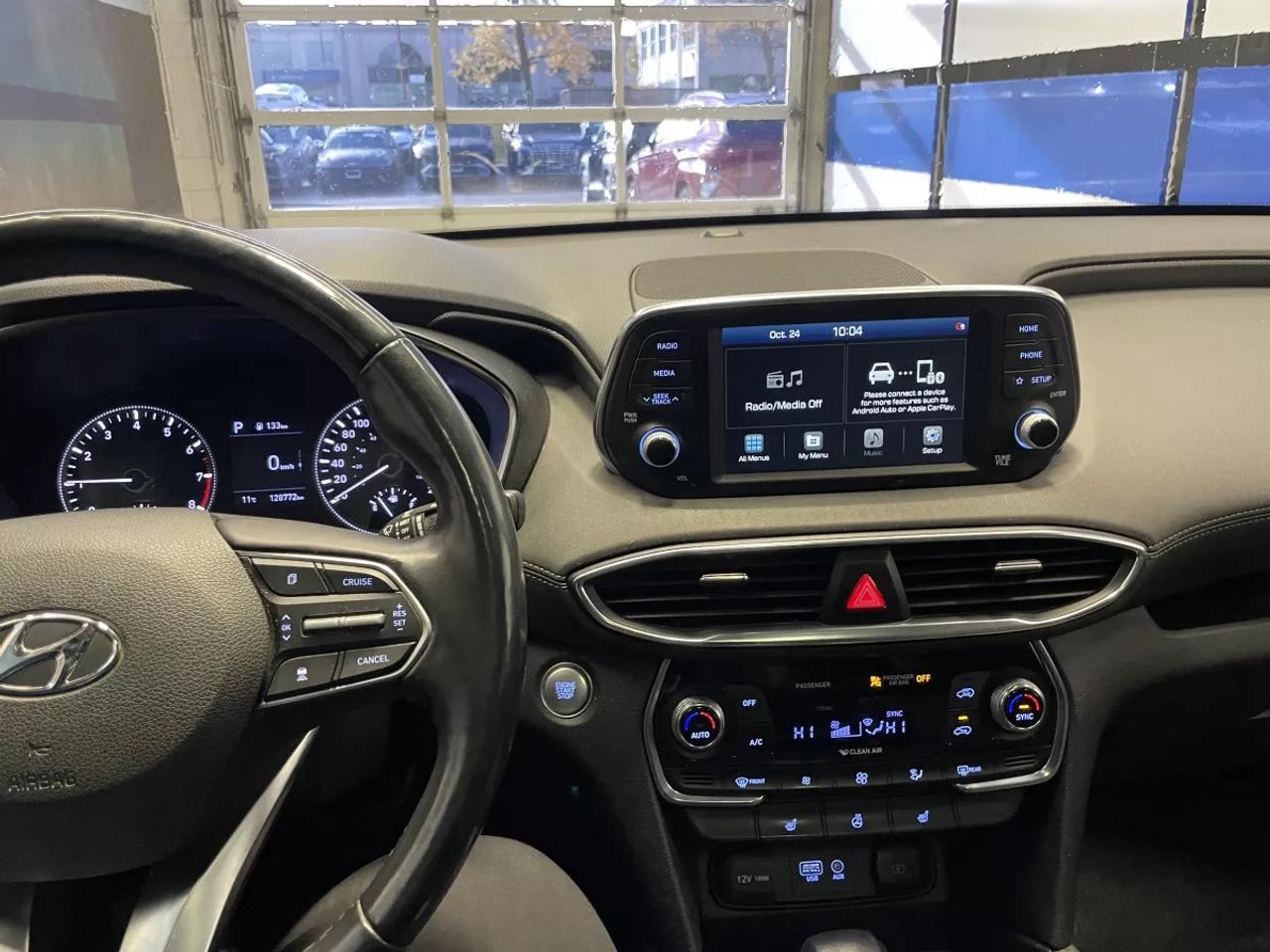 2020 Hyundai Santa Fe Preferred HTD SEATS, HTD WHEEL, ALLOYS, CARPLAY AV Photo