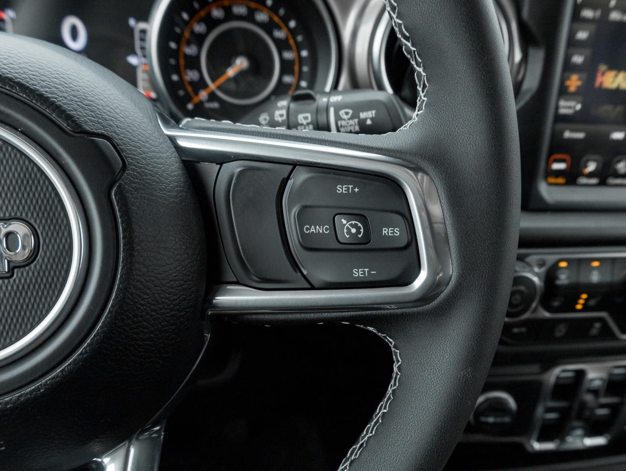 2023 Jeep Wrangler Sahara 4 Door 4x4**3.6 PENTASTAR**COLD WTHR GRP+++ Photo