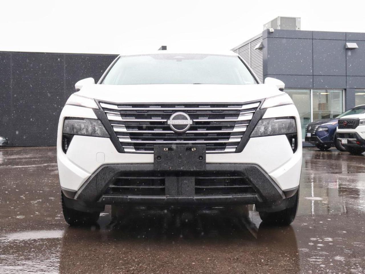 2024 Nissan Rogue SV Moonroof  - Moonroof -  Power Liftgate Photo