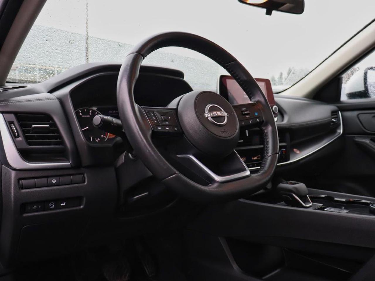 2024 Nissan Rogue SV Moonroof  - Moonroof -  Power Liftgate Photo