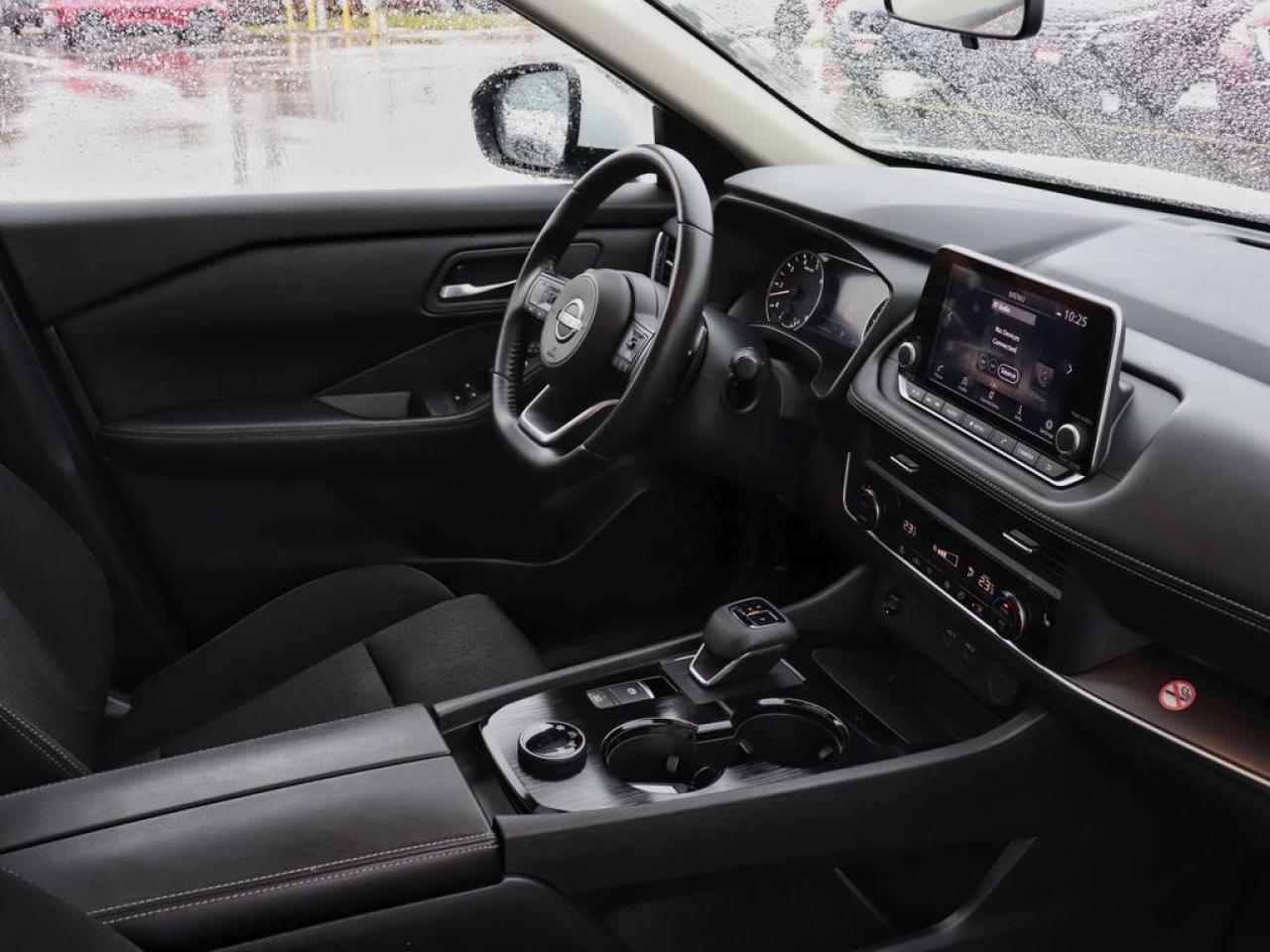 2024 Nissan Rogue SV Moonroof  - Moonroof -  Power Liftgate Photo