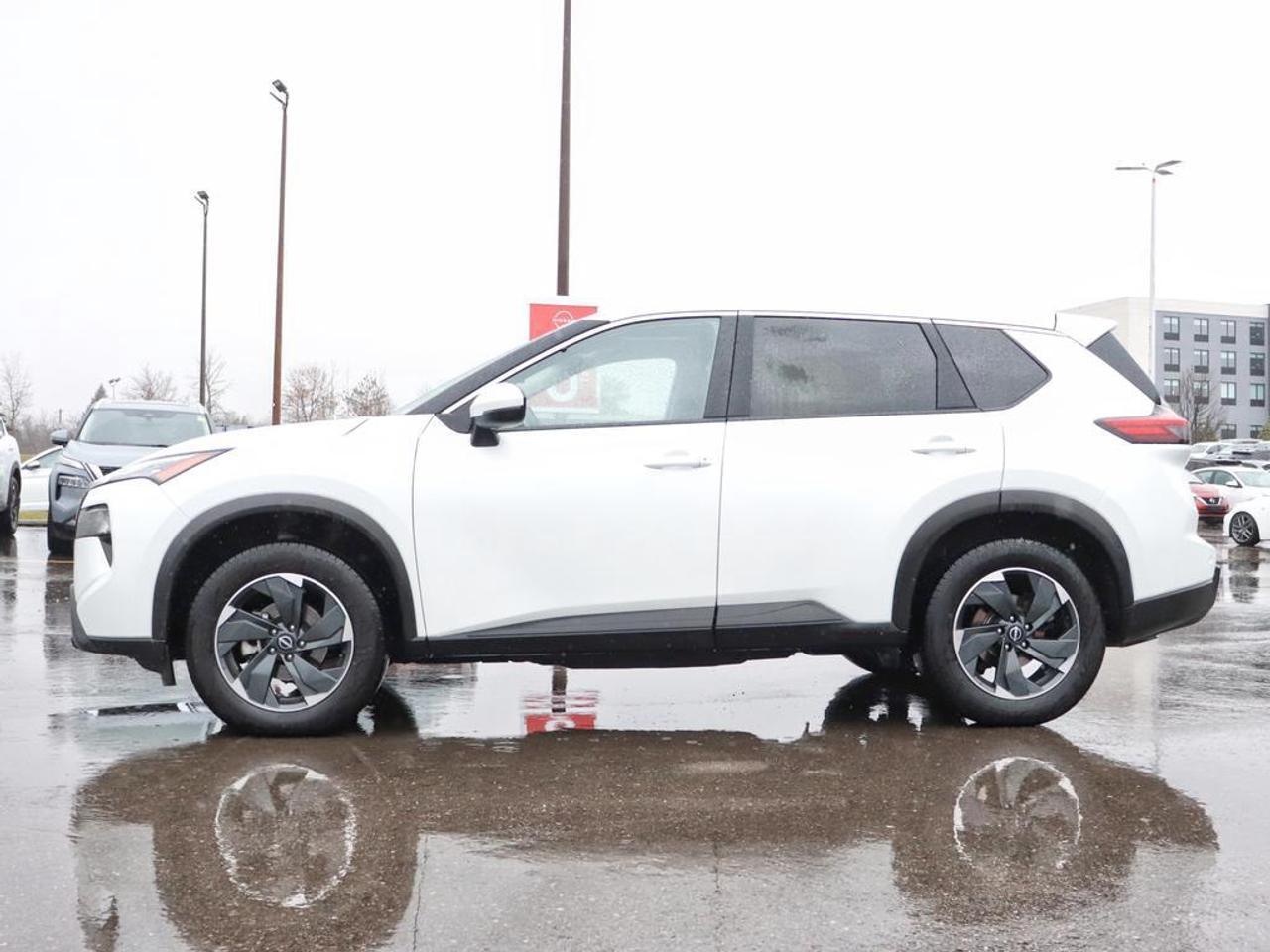 2024 Nissan Rogue SV Moonroof  - Moonroof -  Power Liftgate Photo