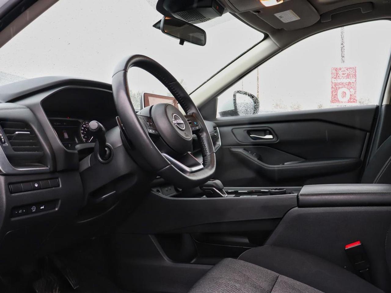 2024 Nissan Rogue SV Moonroof  - Moonroof -  Power Liftgate Photo