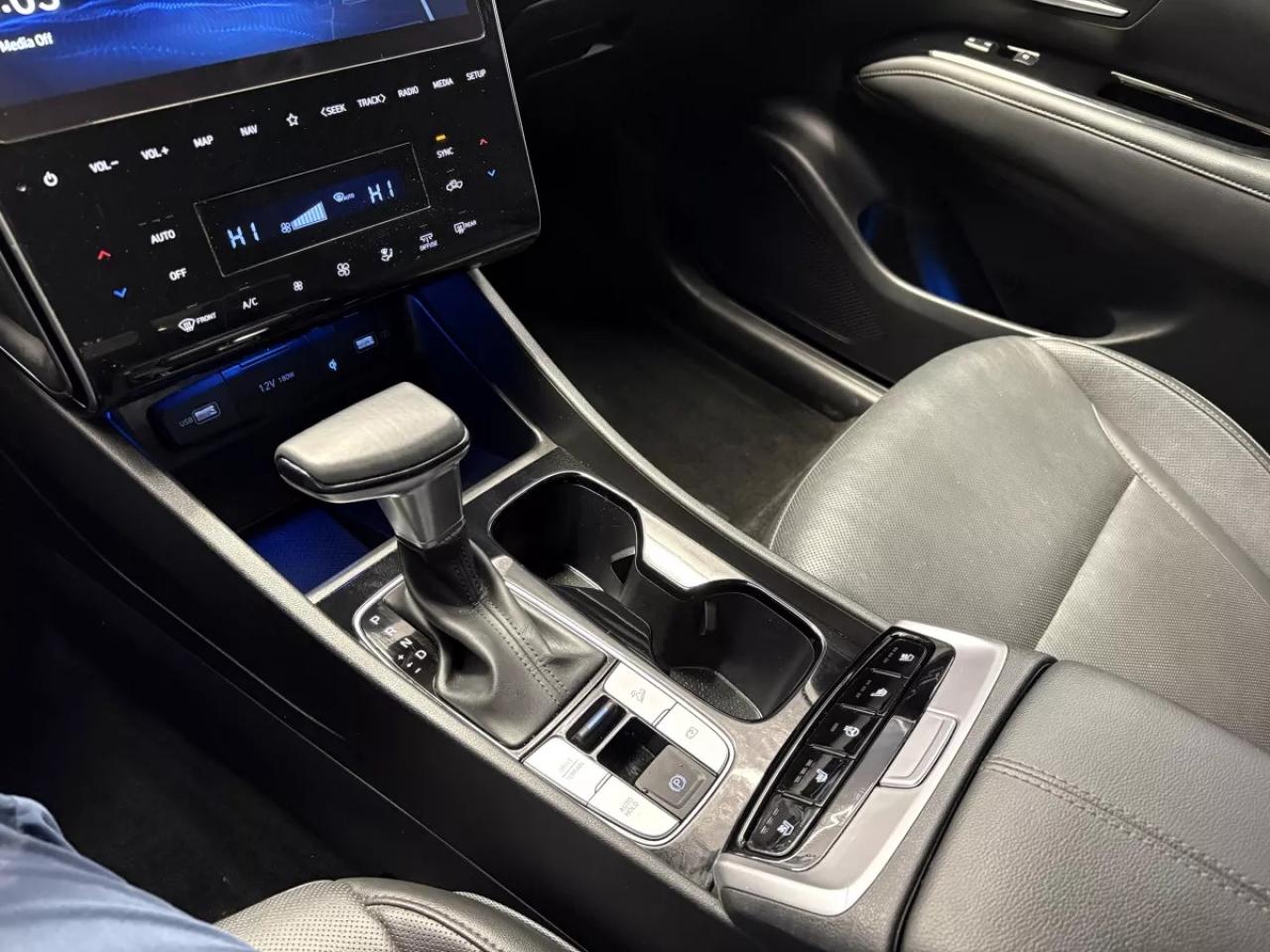 2023 Hyundai Santa Cruz ULTIMATE  ALL WHEEL DRIVE   HEATED SEATS   COOLED Photo