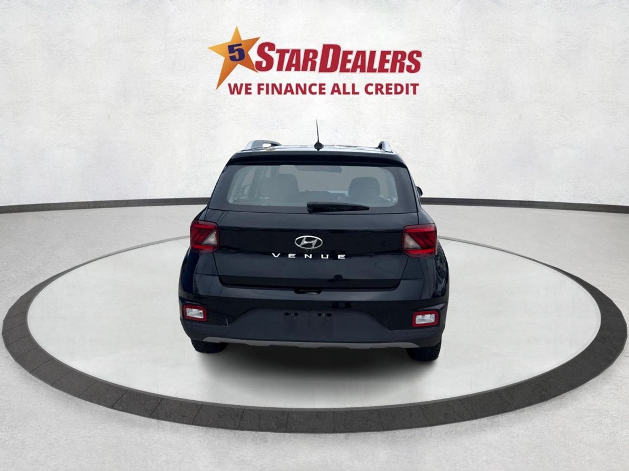 2024 Hyundai Venue POWER & HEATED SEATS LOW KMS WE FINANCE ALL CREDIT Photo