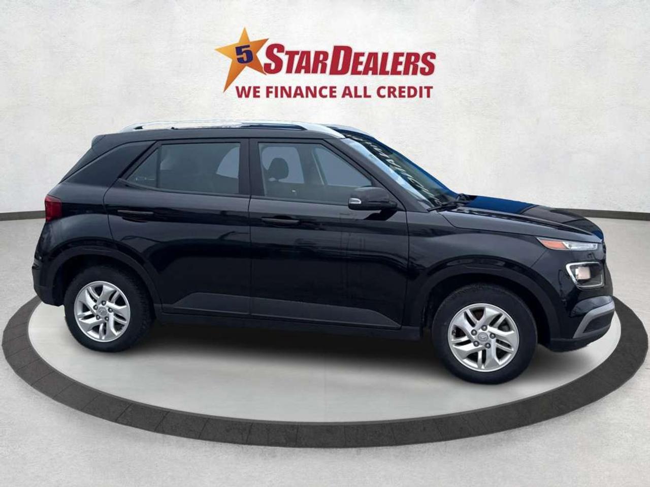 2024 Hyundai Venue POWER & HEATED SEATS LOW KMS WE FINANCE ALL CREDIT Photo