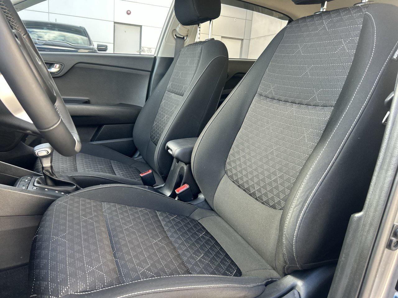 2023 Kia Rio5 LX+ Winter Tire Package Heated Seats Low KM Photo