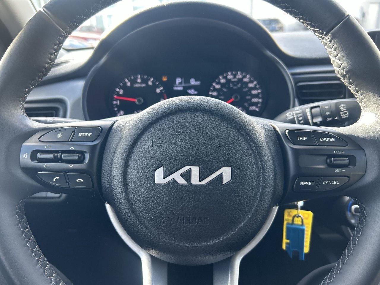 2023 Kia Rio5 LX+ Winter Tire Package Heated Seats Low KM Photo