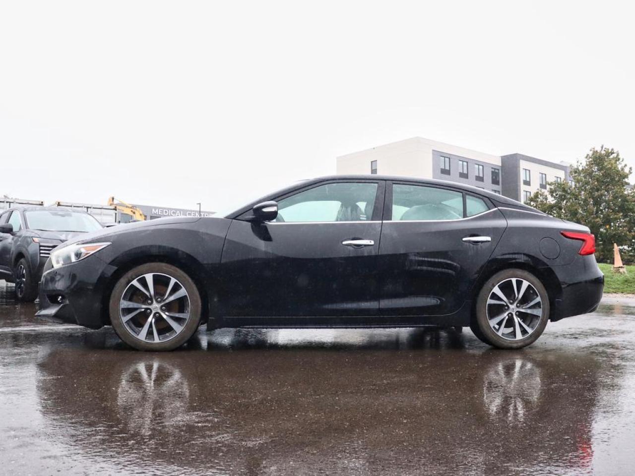 2018 Nissan Maxima SL  - Sunroof -  Navigation Photo