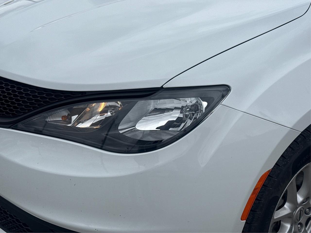 2024 Chrysler Grand Caravan 7 PASS HEATED SEATS LOADED WE FINANCE ALL CREDIT! Photo