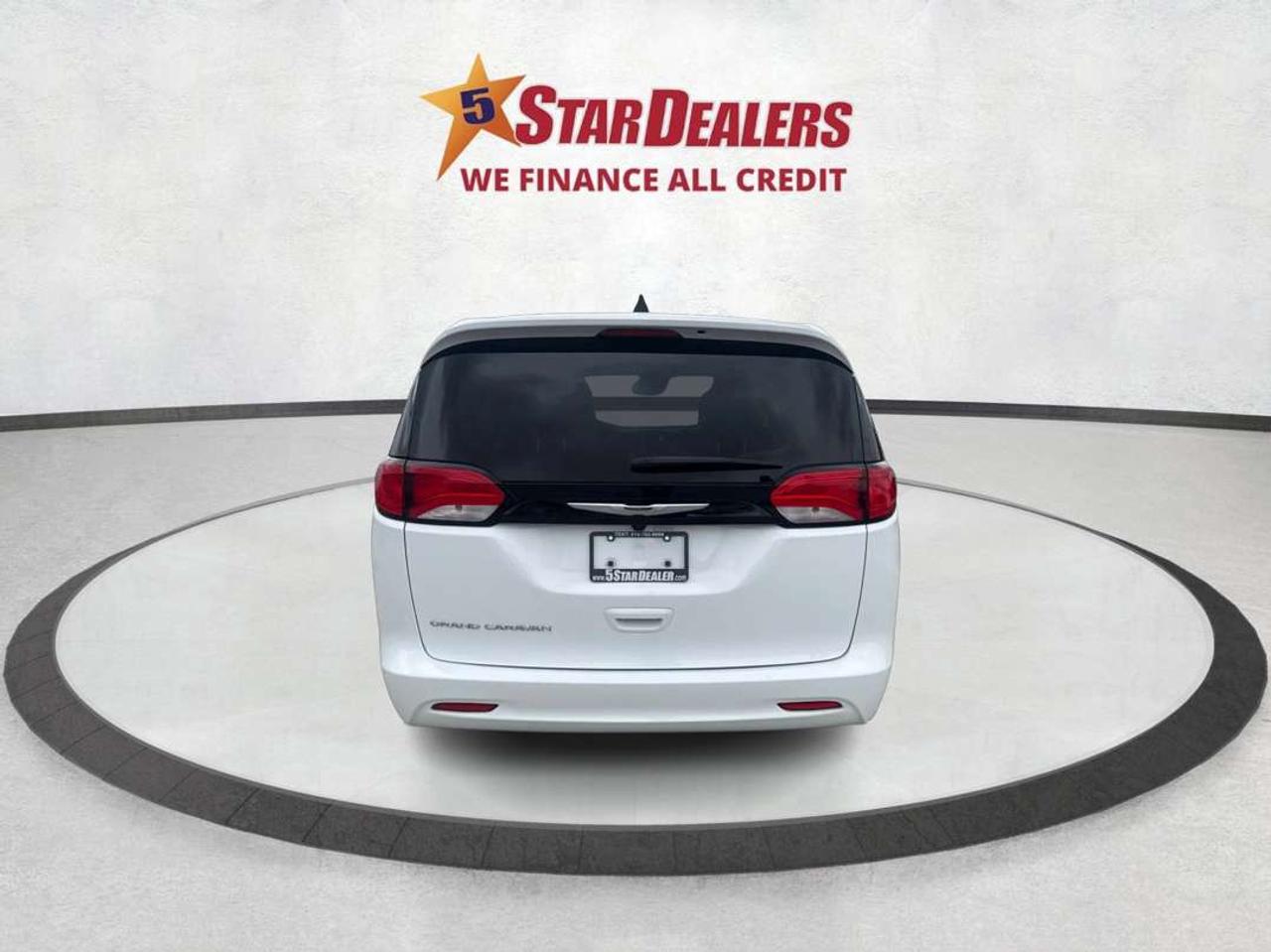 2024 Dodge Grand Caravan 7 PASS HEATED SEATS LOADED WE FINANCE ALL CREDIT! Photo