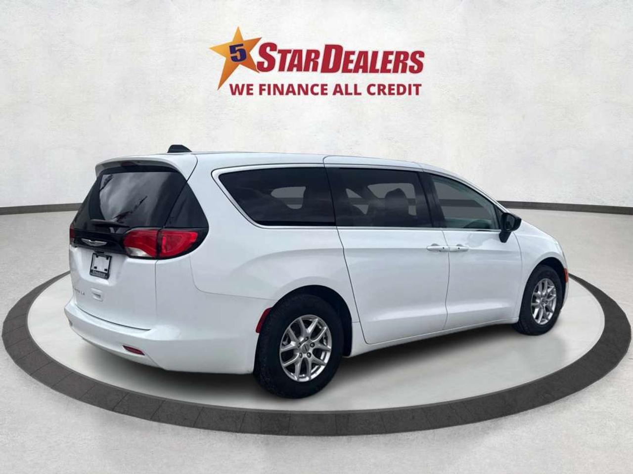 2024 Dodge Grand Caravan 7 PASS HEATED SEATS LOADED WE FINANCE ALL CREDIT! Photo