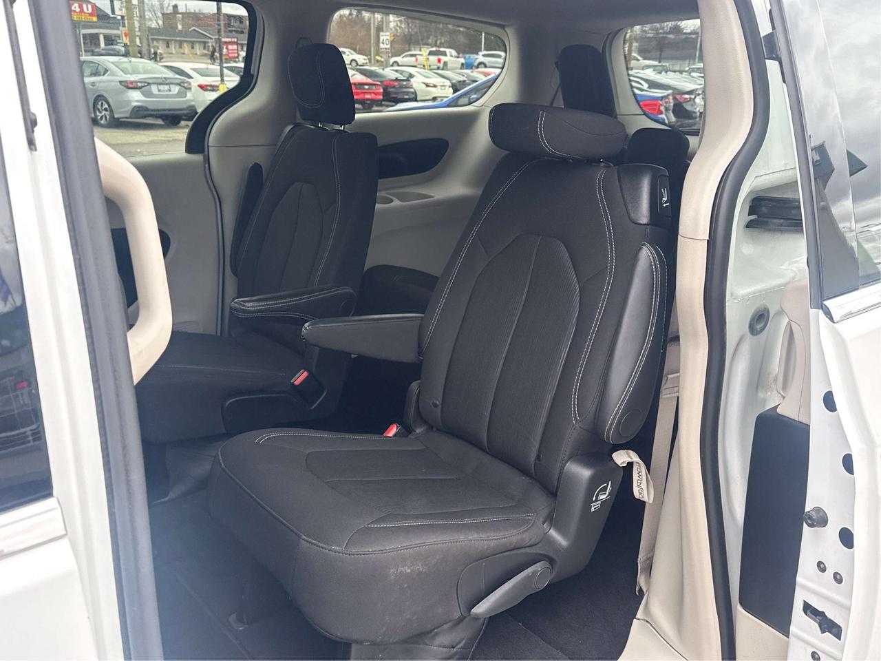 2024 Dodge Grand Caravan 7 PASS HEATED SEATS LOADED WE FINANCE ALL CREDIT! Photo
