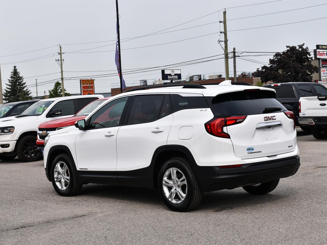 2020 GMC Terrain SLE AWD ~Heated Seats ~Bluetooth ~Backup Camera Photo4