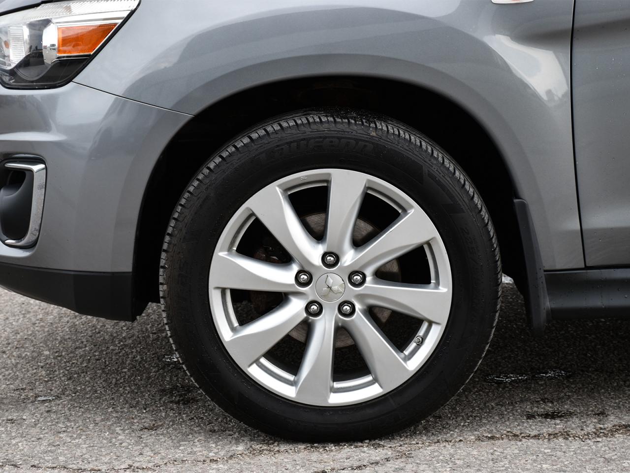 2015 Mitsubishi RVR SE AWC ~Heated Seats ~Bluetooth ~Alloy Wheels ~A/C Photo