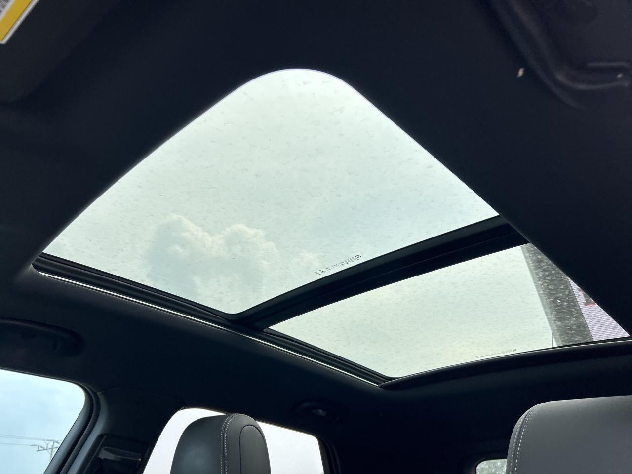 2023 Chevrolet TrailBlazer ACTIV, SUNROOF, REMOTE START, CLEAN CARFAX, AWD! Photo