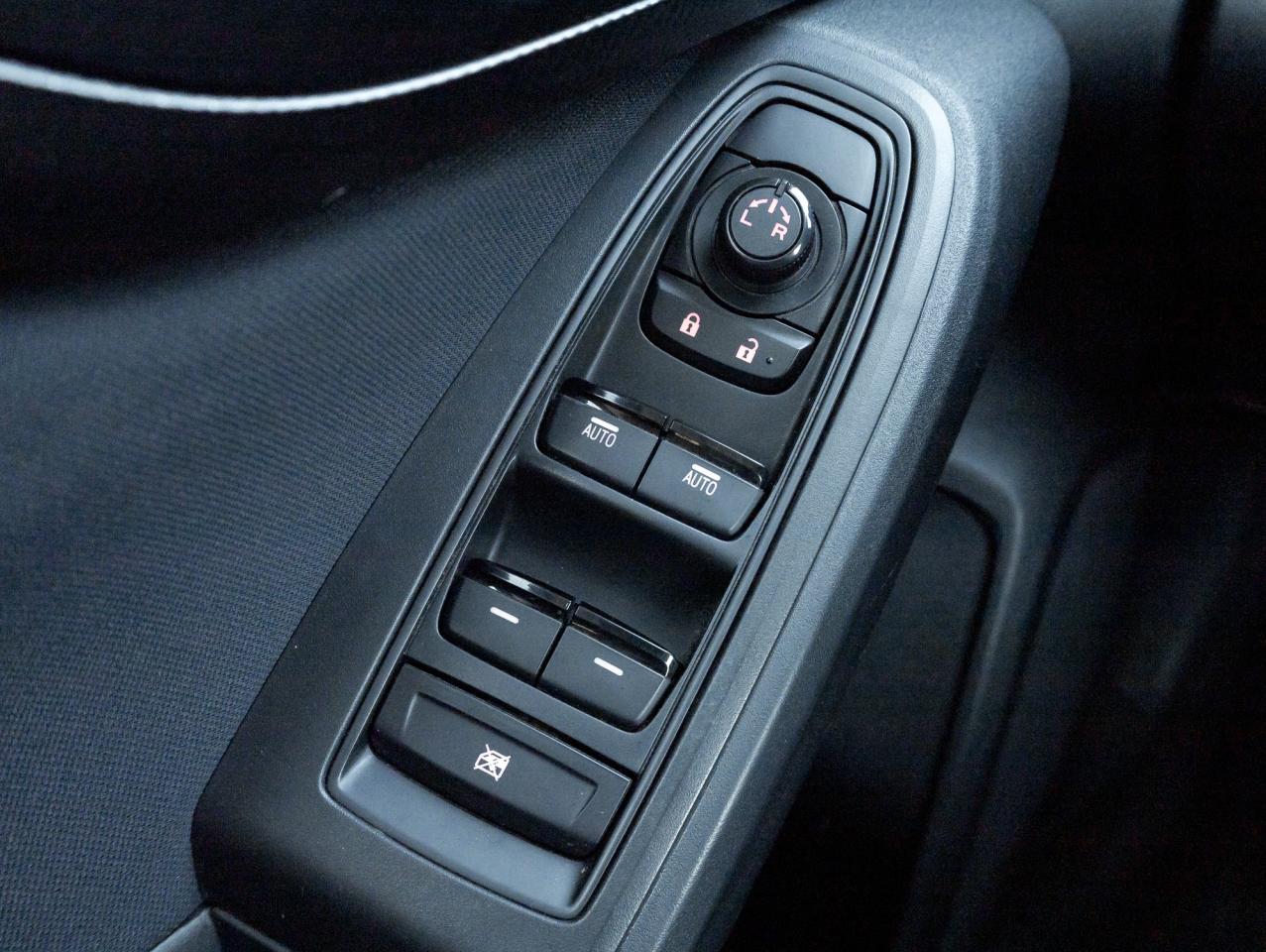 2017 Subaru Impreza 5dr HB Convenience  AS IS -AS TRADED  LOW KM Photo