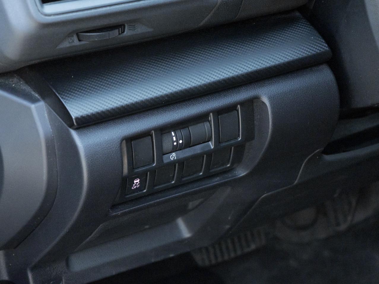 2017 Subaru Impreza 5dr HB Convenience  AS IS -AS TRADED  LOW KM Photo