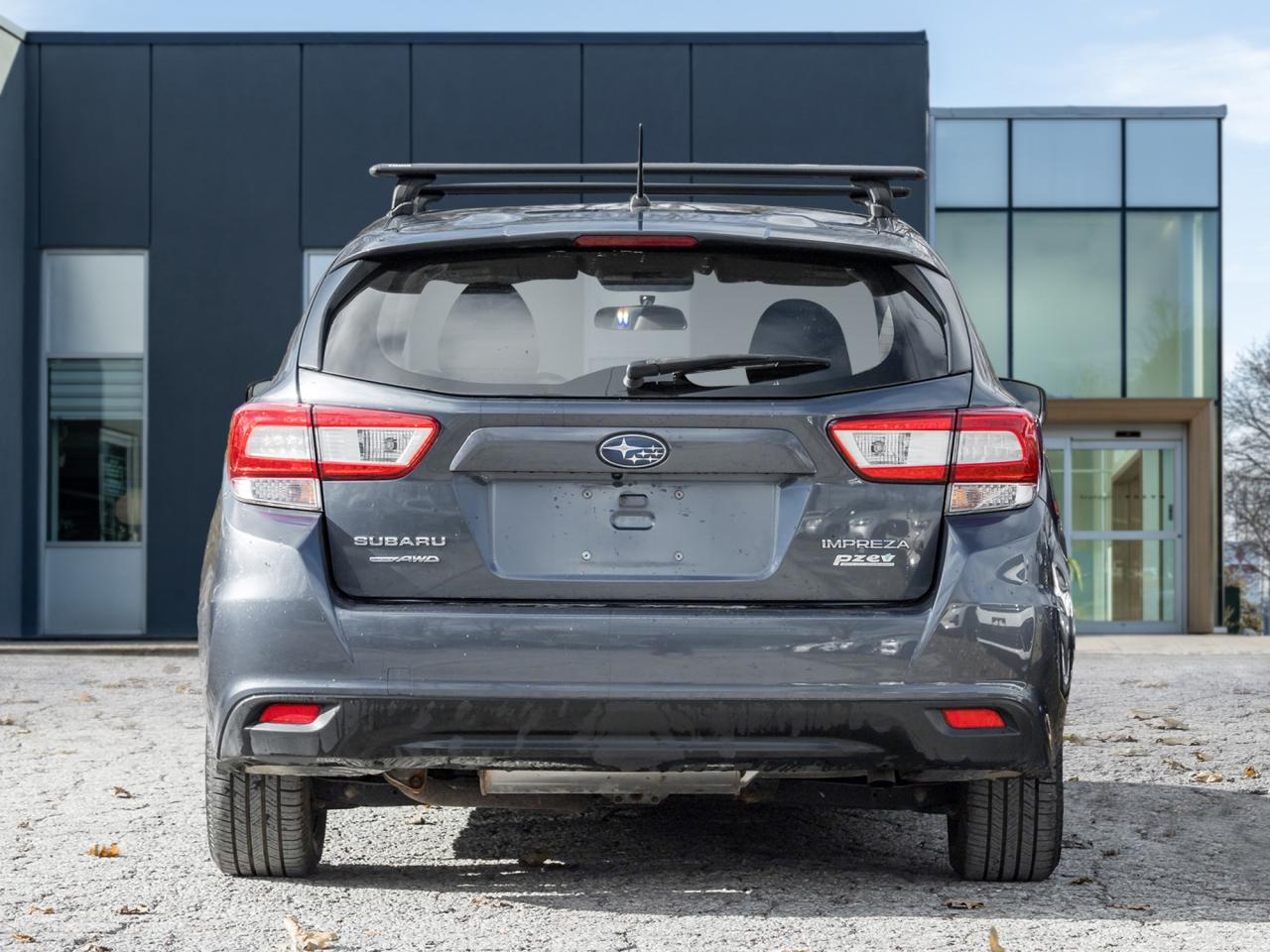 2017 Subaru Impreza 5dr HB Convenience  AS IS -AS TRADED  LOW KM Photo