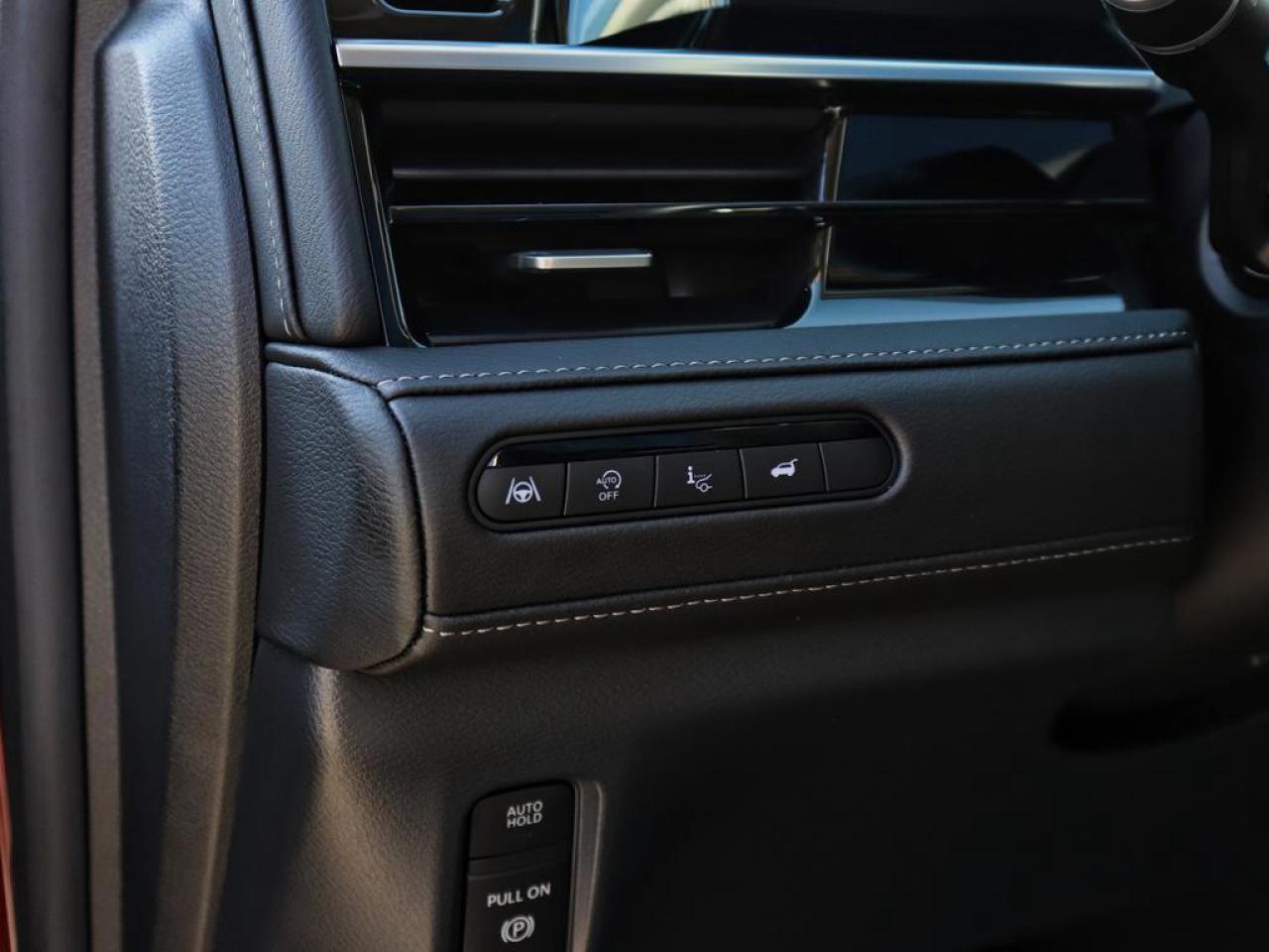 2025 Infiniti QX80 SENSORY  MASSAGE & COOLED SEATS, HUD Photo