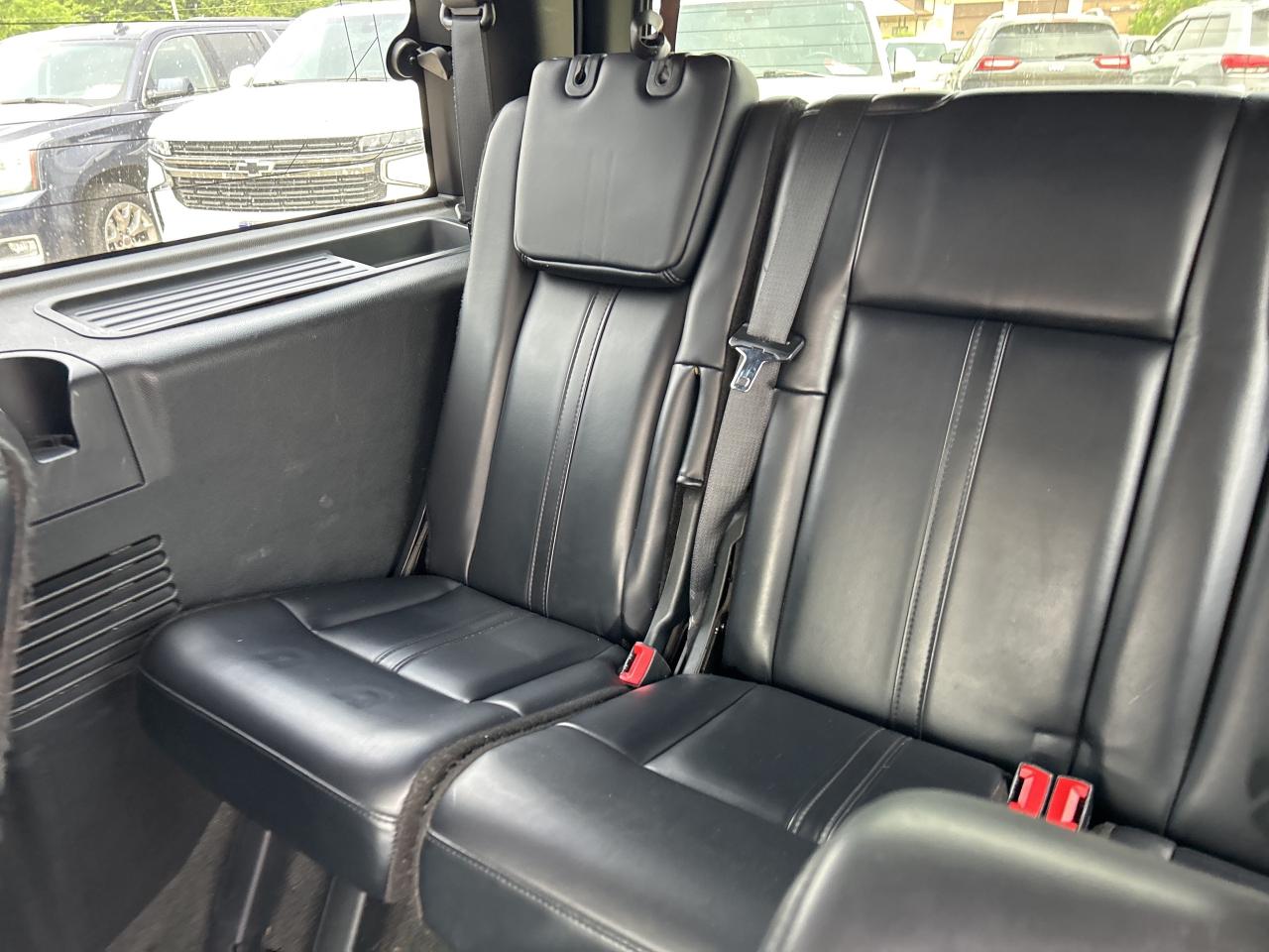 2017 Lincoln Navigator SELECT, 7 PASSENGER, REMOTE START, LEATHER! Photo