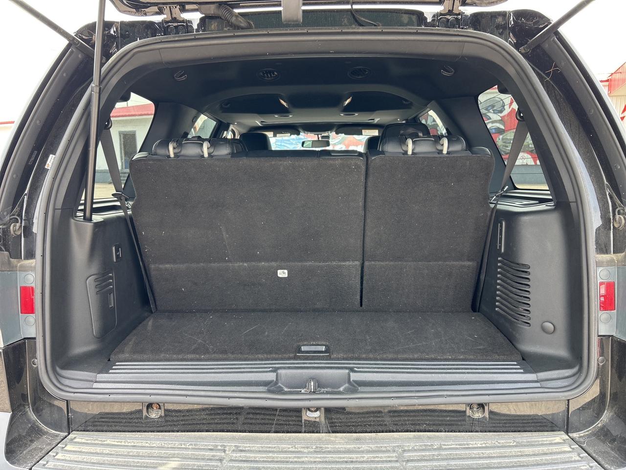 2017 Lincoln Navigator SELECT, 7 PASSENGER, REMOTE START, LEATHER! Photo