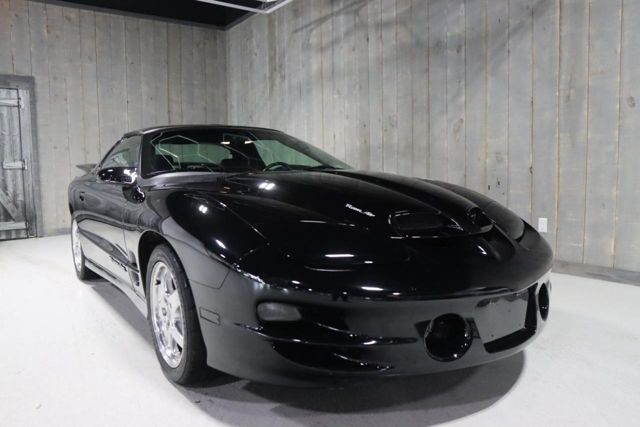 Used 2002 Pontiac Firebird 2dr Cpe Ram Air for sale in Concord, ON