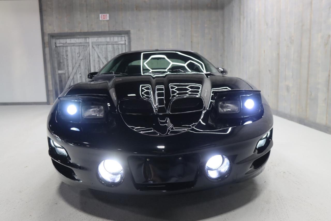 2002 Pontiac Firebird 2dr Cpe Ram Air Photo2