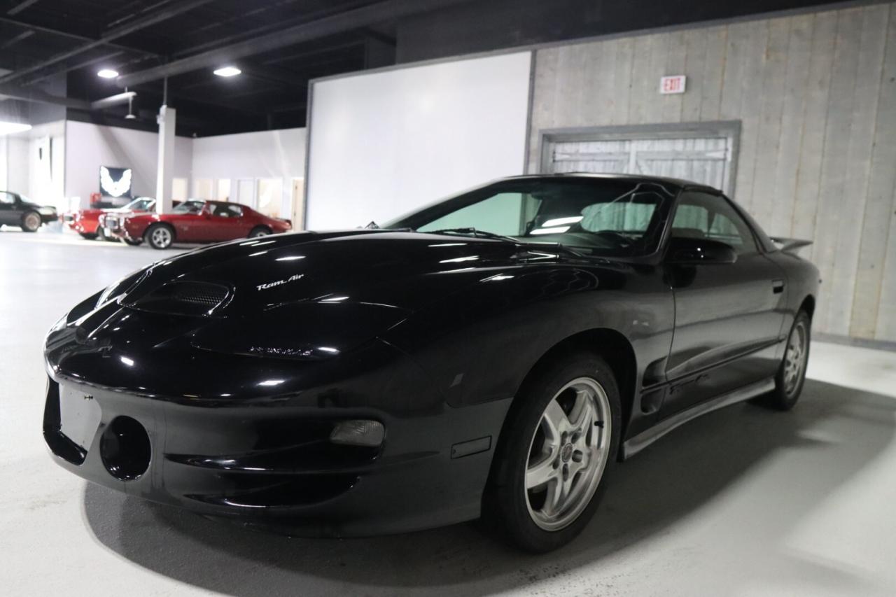 2002 Pontiac Firebird 2dr Cpe Ram Air Photo3