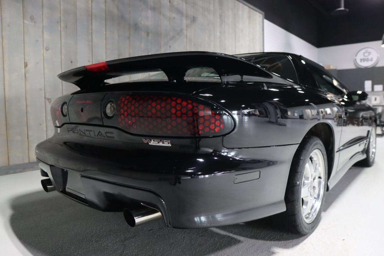 2002 Pontiac Firebird 2dr Cpe Ram Air Photo