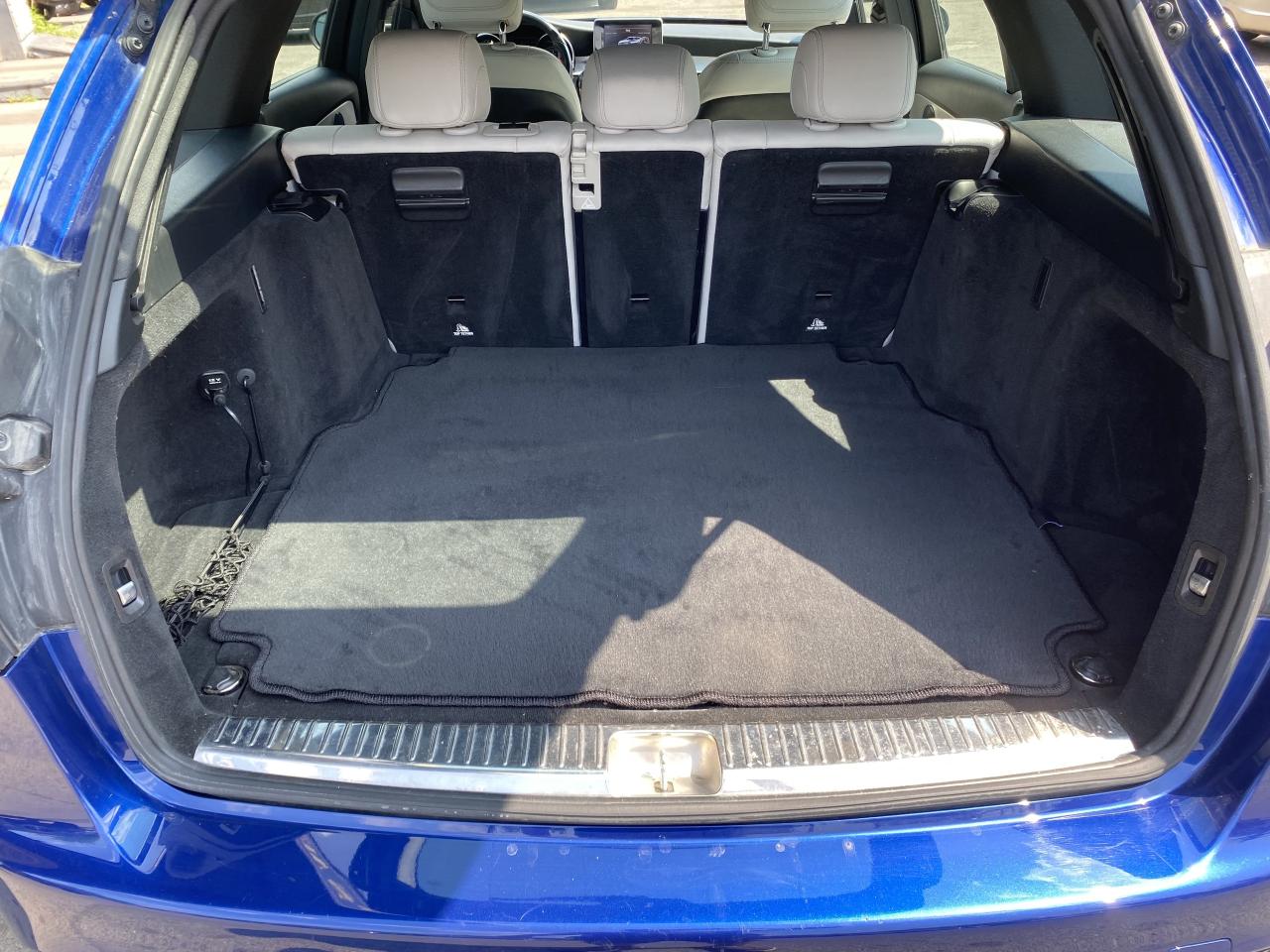 2018 Mercedes-Benz C-Class C 300 4MATIC Wagon Photo